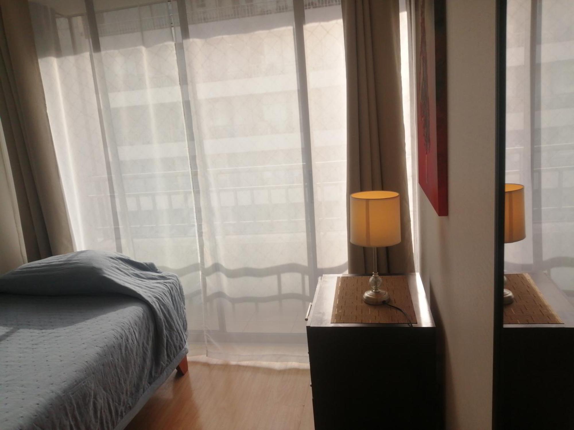 Con Bano Privado En Arriendo Por Noches, No Se Arrienda Todo El Apartamento, El Anunciante Vive Aqui Bed and breakfast